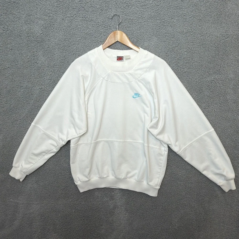 VTG Nike Sweatshirt Women M‎ White Embroidered Swoosh Logo Crewneck Pullover 90s